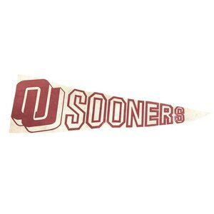 VINTAGE University of Oklahoma OU Sooners Felt Pennant Size 6" x 19" (READ)